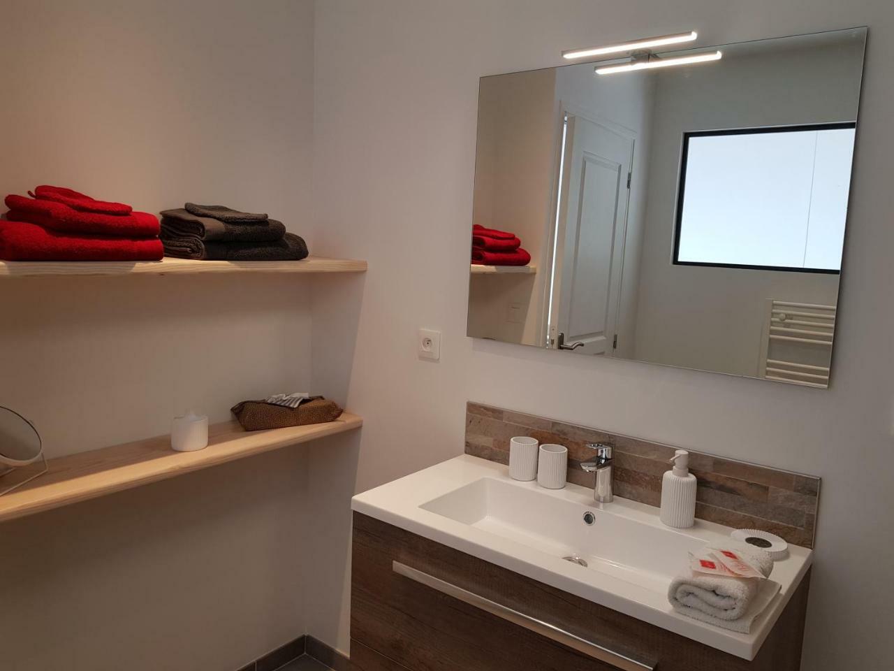 Normandy Vip Villa Trevieres Екстериор снимка